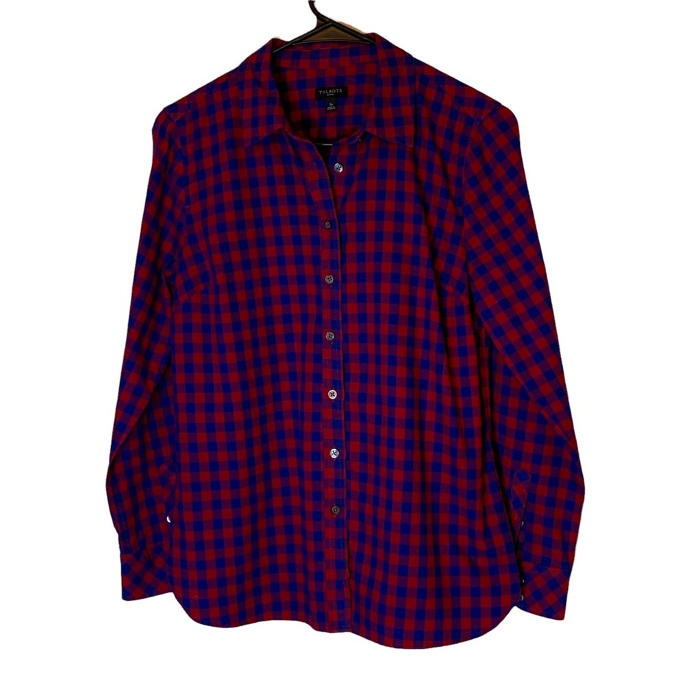 Talbots Petites Button Down Shirt. Size Small Petite. Long Sleeves.